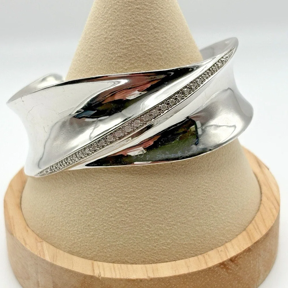 Alwand Vahan alwand vahan